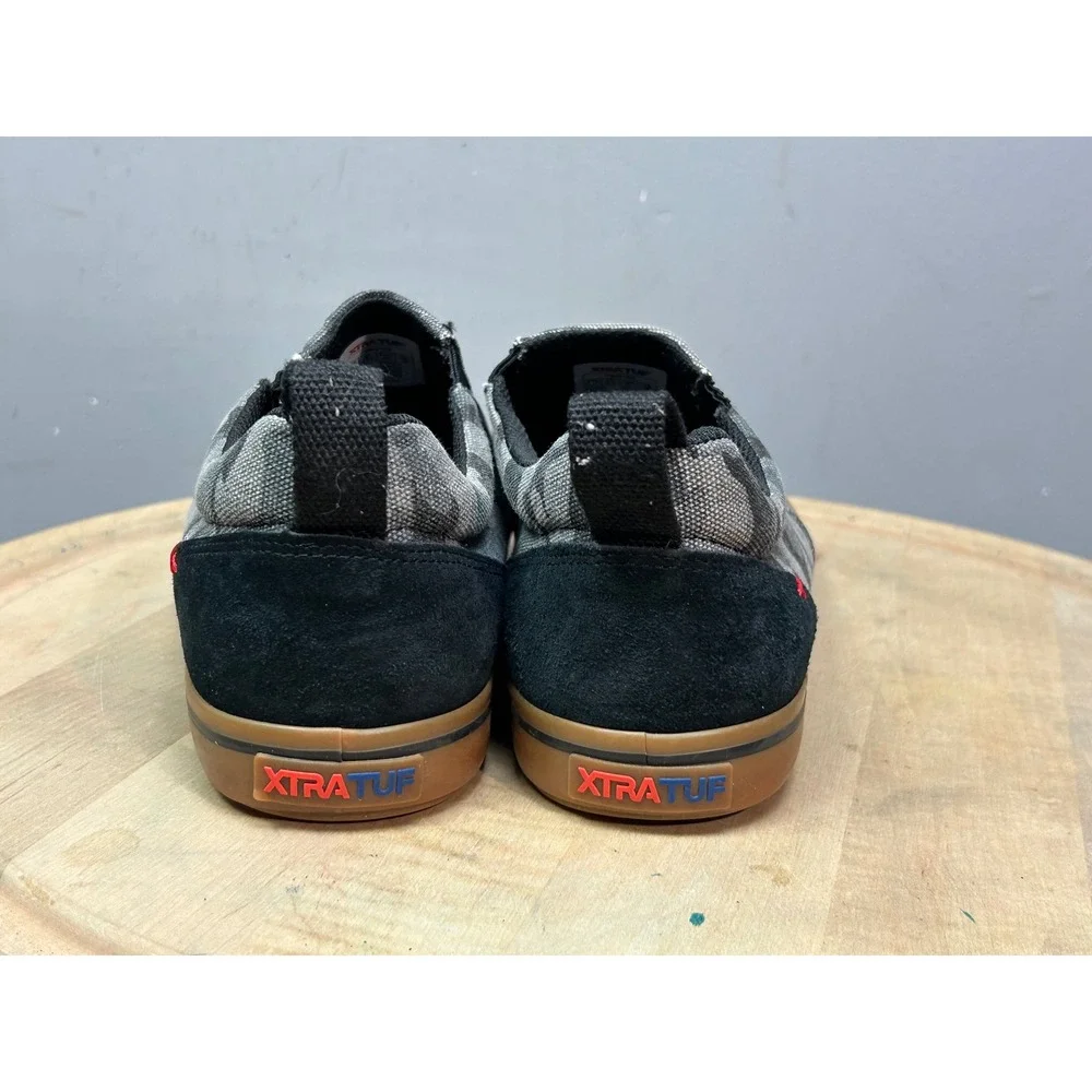 Xtratuf Deck Shoes Men 11 Gray Camo Sharkbyte Slip On 110020 HDZ Boating Fishing
